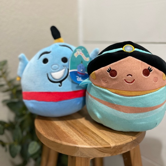 NWT squishmallowsDisney “Jasmine and genie” 7” squish...